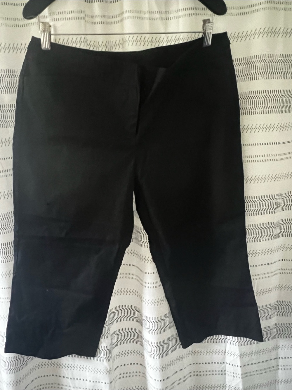 Vintage Y2K Women's Cotton Blend Black Capri Pants - 12